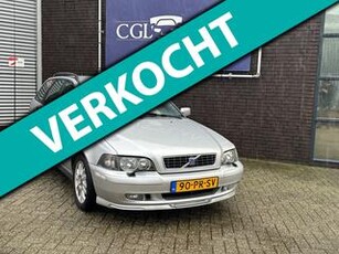 Volvo V40 2.0-Airco-Cruise-Stoelverwarm-Trekhaak-Nap-APk