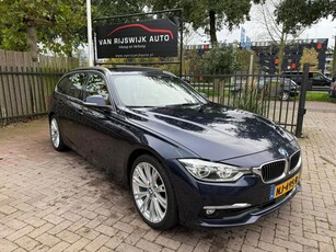 BMW 3 Serie Touring 320d xDrive Individual Xenon Leder