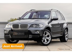 BMW X5 xDrive48i High Executive 61.000KM Reversing