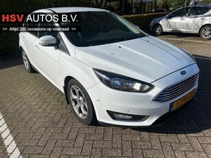 Ford Focus 1.5 TDCI Titanium Edition airco LM navi 4-deurs