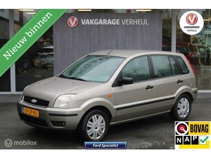 Ford Fusion 1.6-16V CentennialAircoKeurige staat!