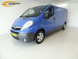 Opel VIVARO bestel 2.5 CDTI L2H1Automaat 3-persoons