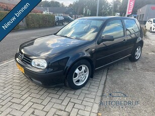 Volkswagen Golf 1.6 (bj 1998)