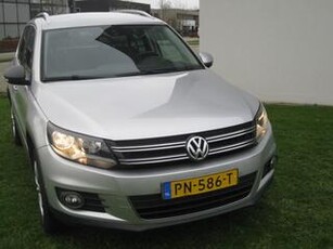 Volkswagen TIGUAN 2.0 TSI Sport&Style 4Motion AUT LEDER NAVI 4x4 inr mog