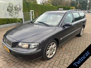 Volvo V70 2.3 T-5 AUT. ECC NAVI LEDER 7-PERS. (bj 2001)