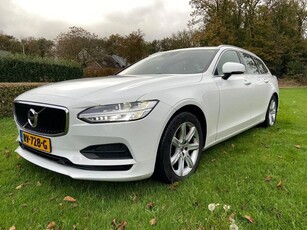 Volvo V90 2.0 D4 Momentum , BJ`2018, Trekhaak, Leder !