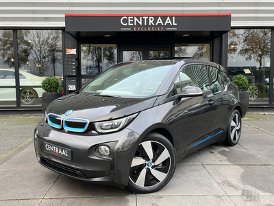 BMW i3 Basis Comfort 22 kWh 170PK I Schuifdak I Camera I Warmtepomp I Navi I Stoelverwarming I NL-Auto