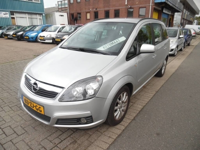 Opel Zafira 2.2 Temptation automaat airco