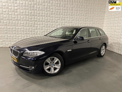 BMW 5-SERIE Touring 528i High Executive AUTOMAAT/LEER/NAP