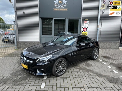 Mercedes-Benz SLC Benzine