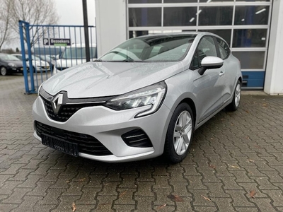 Renault Clio E-Tech Benzine