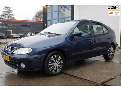 Renault Megane Benzine