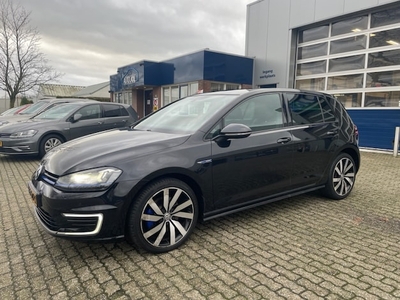 Volkswagen Golf Benzine