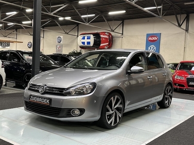 Volkswagen Golf Benzine