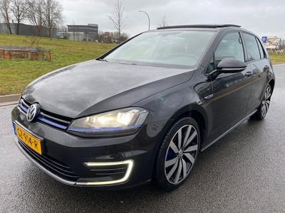 Volkswagen Golf Benzine