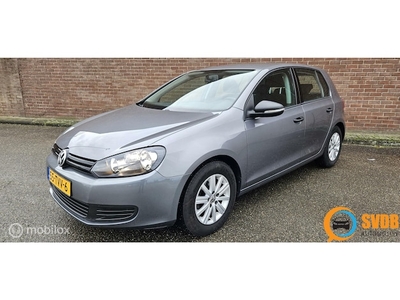 Volkswagen Golf Benzine