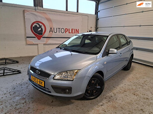 Ford FOCUS 1.6-16V First Edition | Automaat