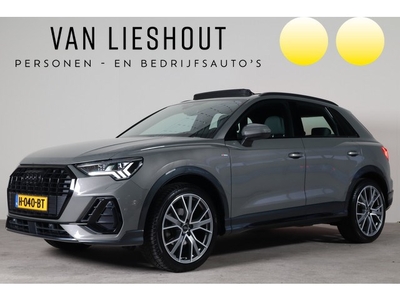 Audi Q3 35 TFSI edition One NL-Auto!! Pano-Dak I