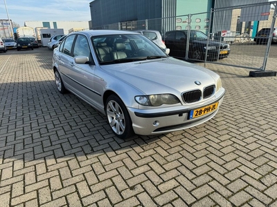 BMW 3-serie 318i Special Edition