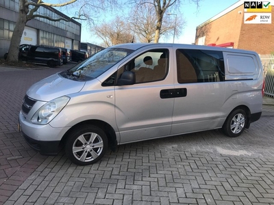 Opel Vivaro 2.0 CDTI * 2009 * APK 17-5-2025 * Boekjes