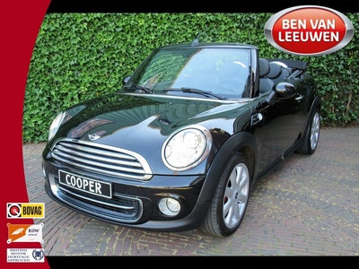 MINI Cabrio 1.6 Cooper Chili R57 LCI met Leer, Navi, HK audio, Xenon en 17