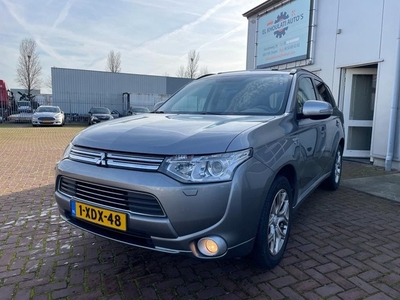 Mitsubishi Outlander 2.0 PHEV Instyle Export