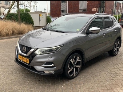 Nissan QASHQAI 1.3 DIG-T Tekna + / Panoramadak / 360Camera / Leder / Bose / Navigatie / Stoelverwarming / Keyless