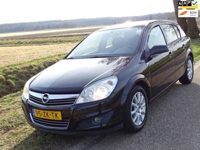 Opel Astra 1.6 Temptation