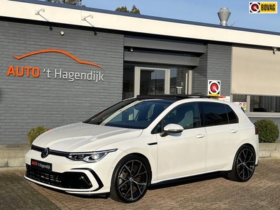 Volkswagen GOLF 1.5 TSI R-line pano IQ H&K