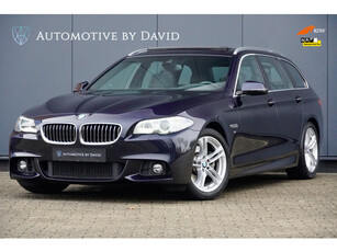 BMW 5 Serie Touring 520i M SPORT HIGH EXECUTIVE AUTOMAAT / 1e EIGENAAR / PANORAMADAK / NAVI PROFESSIONAL / LEDER / STOELVERWARMING / BLIND SPOT / LANE ASSIST / ISOFIX / BI XENON / NAP