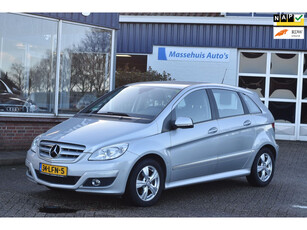 Mercedes-Benz B-klasse 180 Automaat Trekhaak 2e eig. Navi PDC V+A Cruise Airco Stoelverwarming Nwe APK