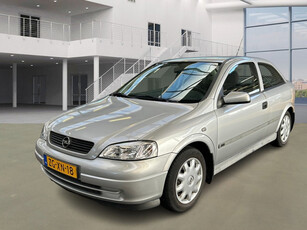 Opel Astra 1.8-16V Club/LAAG KM