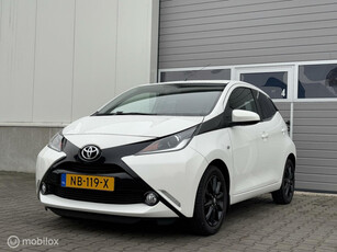 Toyota Aygo 1.0 VVT-i x-play camera/bluetooth/airco/