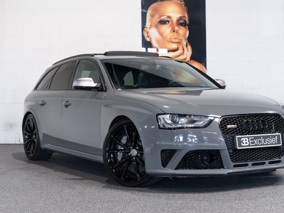 Audi RS4 Avant 4.2 FSI Quattro Volledig dealer onderhouden! Keramisch, B&O, Pano, Apple Carplay