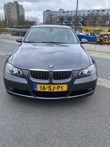 BMW 3-serie 320i High Executive