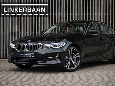 BMW 3-serie 330e Hybrid Sedan | Full Option | Luxury Line | Schuifdak | Laser | 19 inch |