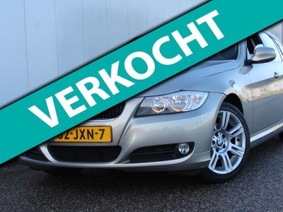 BMW 3-serie Touring 320i Business Navigatie Trekhaak Airco 170 PK