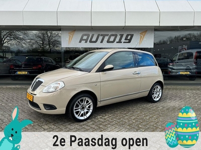 Lancia Ypsilon 1.4 Oro