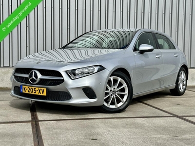 Mercedes A-klasse 180 Luxury Widescreen - Leder - Zwarte Hemel