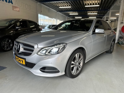 Mercedes-Benz E-klasse 220 CDI Ambition Avantgarde goed onderhouden zeer complete auto!