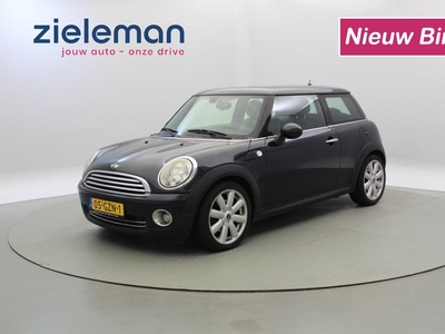 MINI MINI Cooper 1.6 Cooper Pepper - Panorama, Navi, Airco