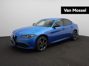 Alfa Romeo Giulia 2.0 T GME AWD Veloce | Lederen Stoelbekleding | Harman Kardon Soundsystem | 19 Inch Velgen | Parkeercamera achter |