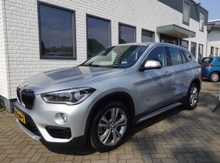 BMW X1 XDRIVE25I SPORT Automaat Panorama (2000 kg trekken)