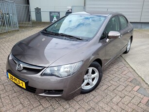 Honda Civic 1.3 Hybrid Elegance leer en Navigatie