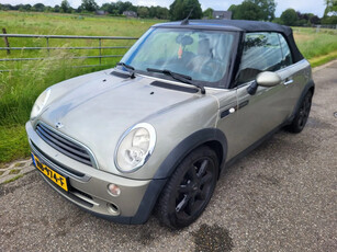 MINI Cabrio 1.6 One Sidewalk