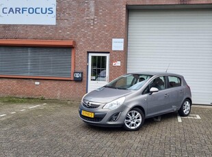 Opel Corsa 1.4-16V Cosmo NAP 3e eigenaar Leder Stoelverw. Airco/ECC Cruise APK Fietsdrager