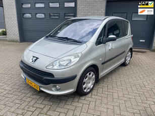 Peugeot 1007 1.4 Gentry Zie Advertentie!!!