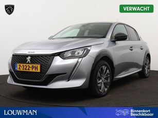 Peugeot e-208 Allure Pack 50 kWh Limited | 3 Fase | Navigatie | Stoelverwarming | 3D I-Cockpit | Parkeersensoren | Camera |