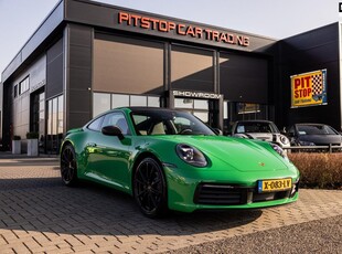 Porsche 911 992 3.0 Carrera, 385 PK, Python Groen, incl BTW!