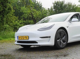 Tesla Model 3 Long Range 75 kWh 466 PK Autopilot